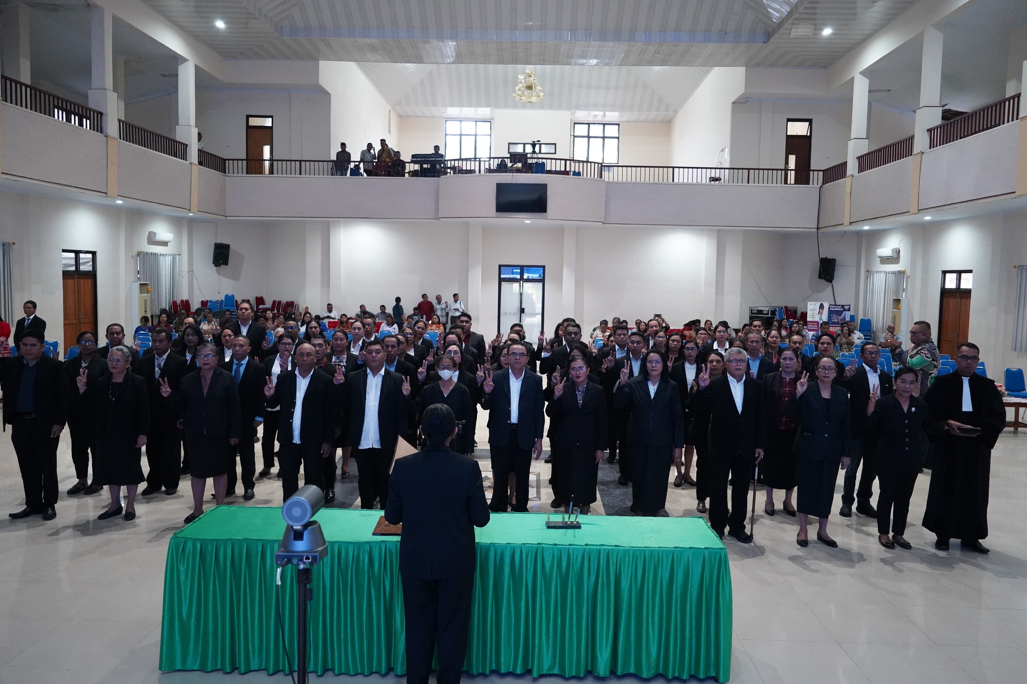 Sebanyak 68 pejabat di lingkunan IAKN Ambon Lantik sebagai Perangkat Rektor Masa Bhakti 2026–2030