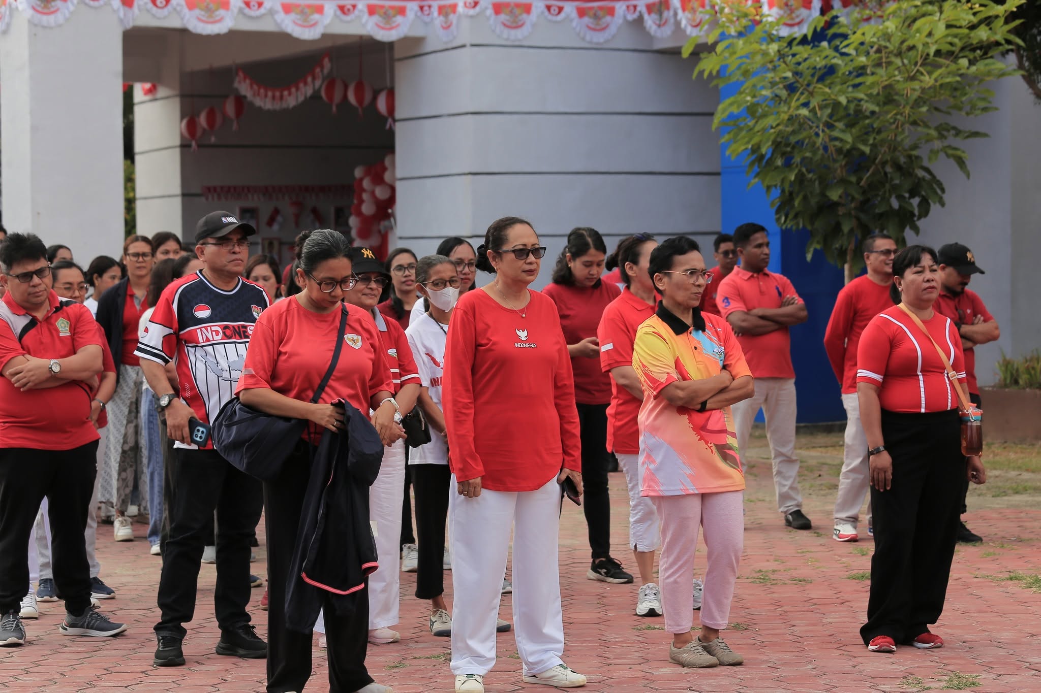 IAKN Ambon Ramaikan HUT RI, Ratusan Orang Padati Lapangan Rektorat Ikuti Lomba dan Senam Bersama