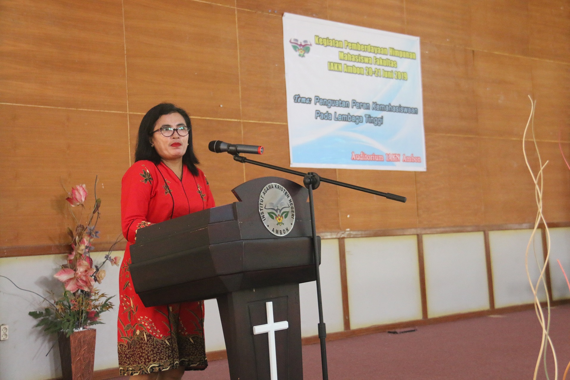 Kegiatan Pemberdayaan Himpunan Mahasiswa dibuka oleh Dekan FIPK