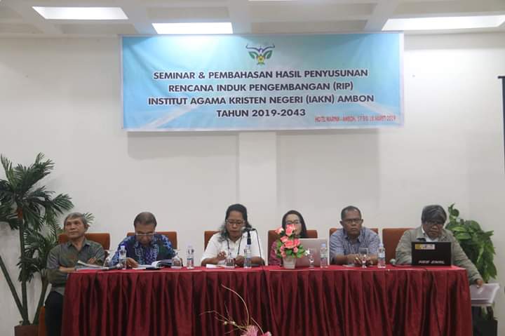 Seminar dan Pembahasan RIP IAKN Ambon 2019-2023