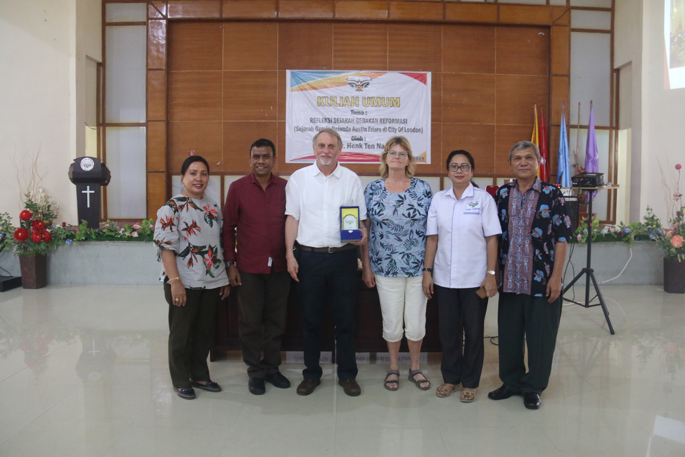 Kuliah Umum bersama Pdt. Dr. Henk Ten Napel