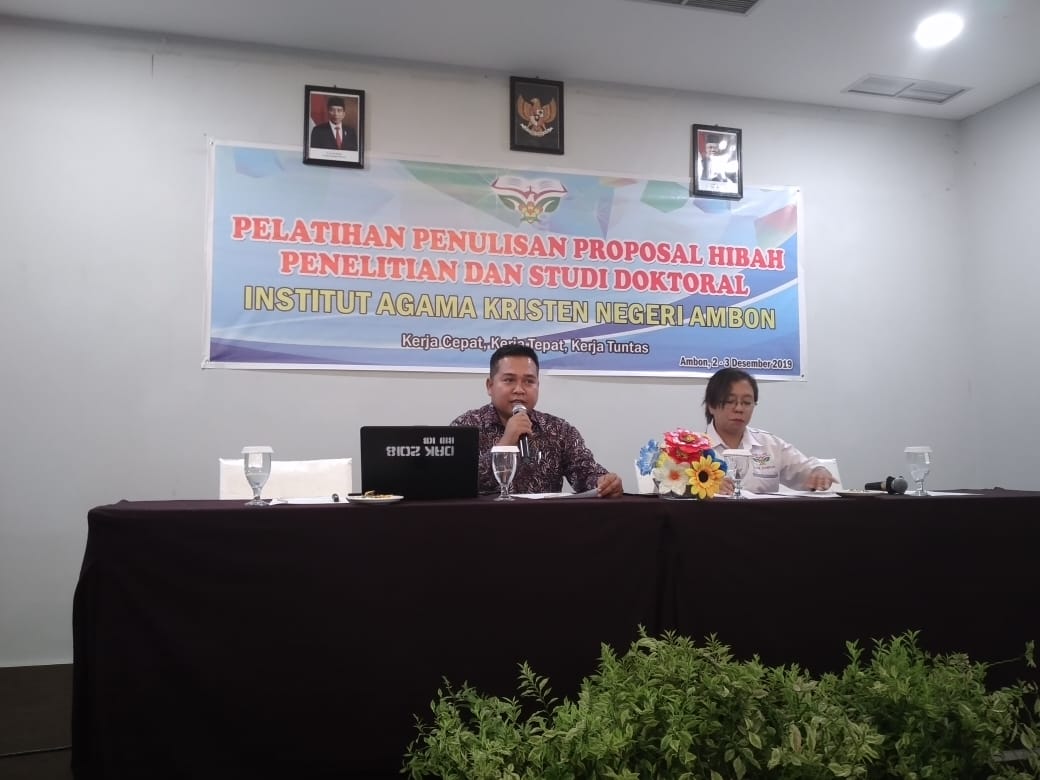 LPPM Gelar Pelatihan Penulisan Proposal Hibah Penelitian dan Studi Doktoral
