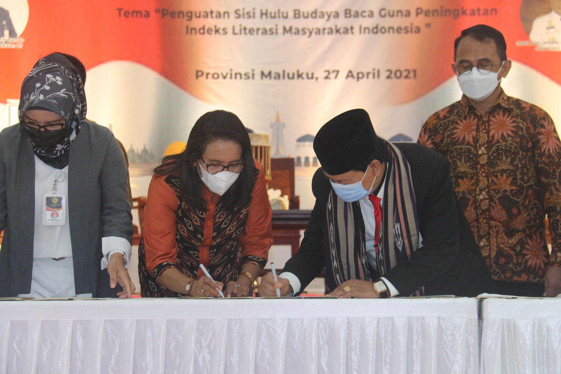 Rektor tandatangani Kerjasama IAKN Ambon dengan Perpusnas RI