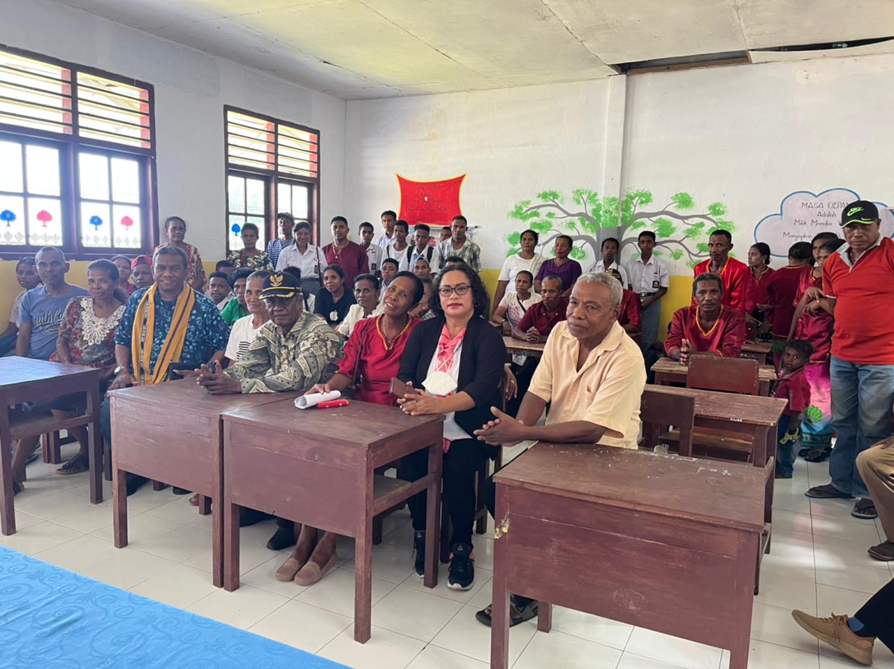 Rektor Mengajak Tokoh Agama dan Masyarakat untuk membangun sumberdaya manusia di Kei Besar Kabupaten Maluku Tenggara
