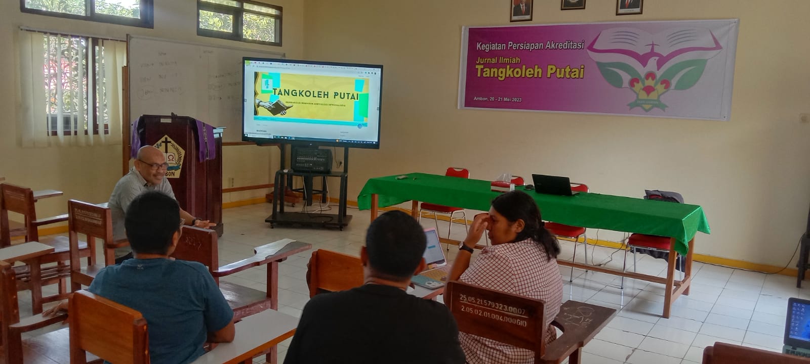 pengelola Jurnal Ilmiah Tangkoleh Putai Melakukan Kegiatan Persiapan Akreditasi untuk Meningkatkan Kualitas dan Reputasi Global