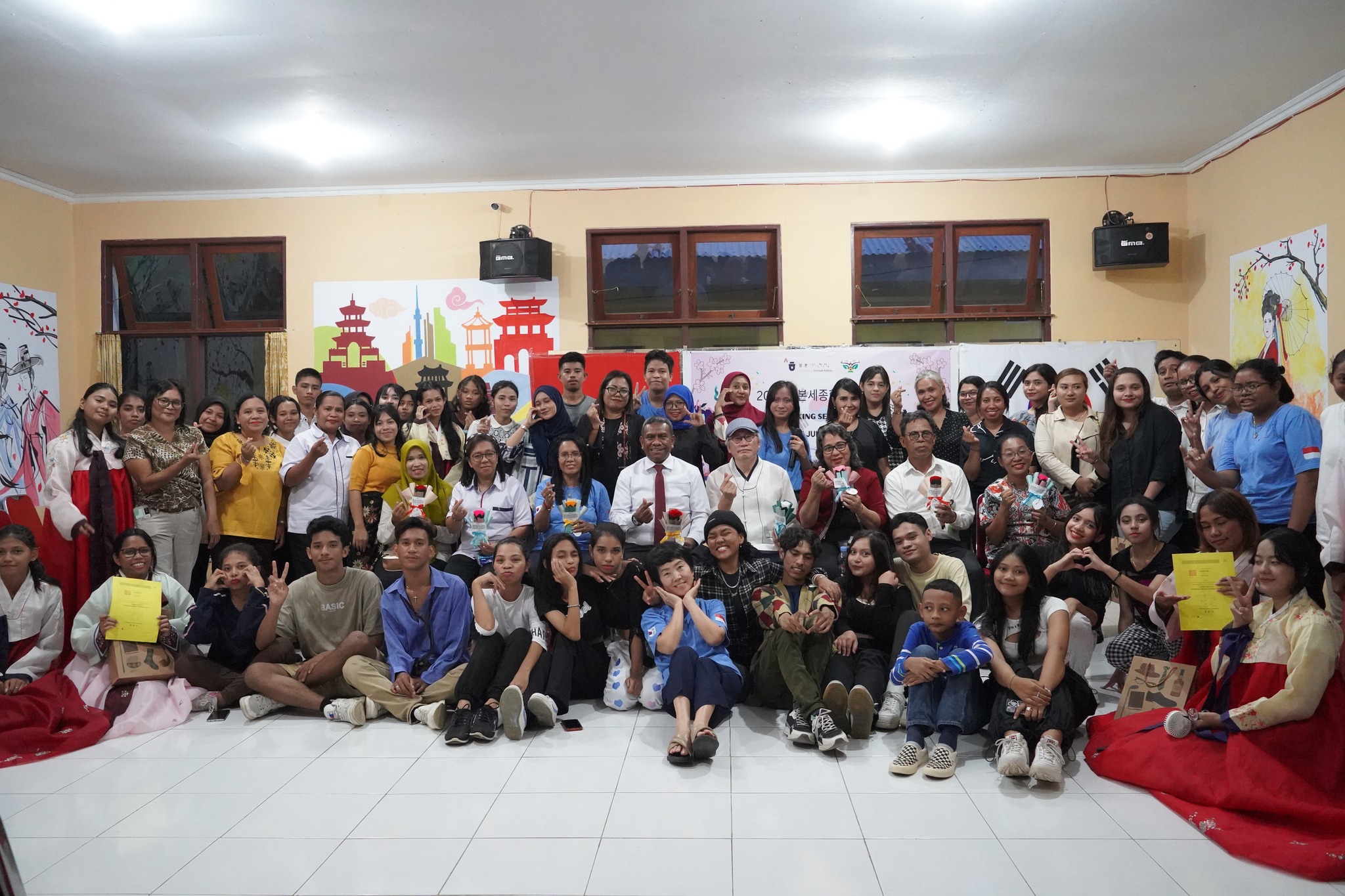 Rektor IAKN Ambon Hadiri Acara Kelulusan King Sejong Institute Ambon