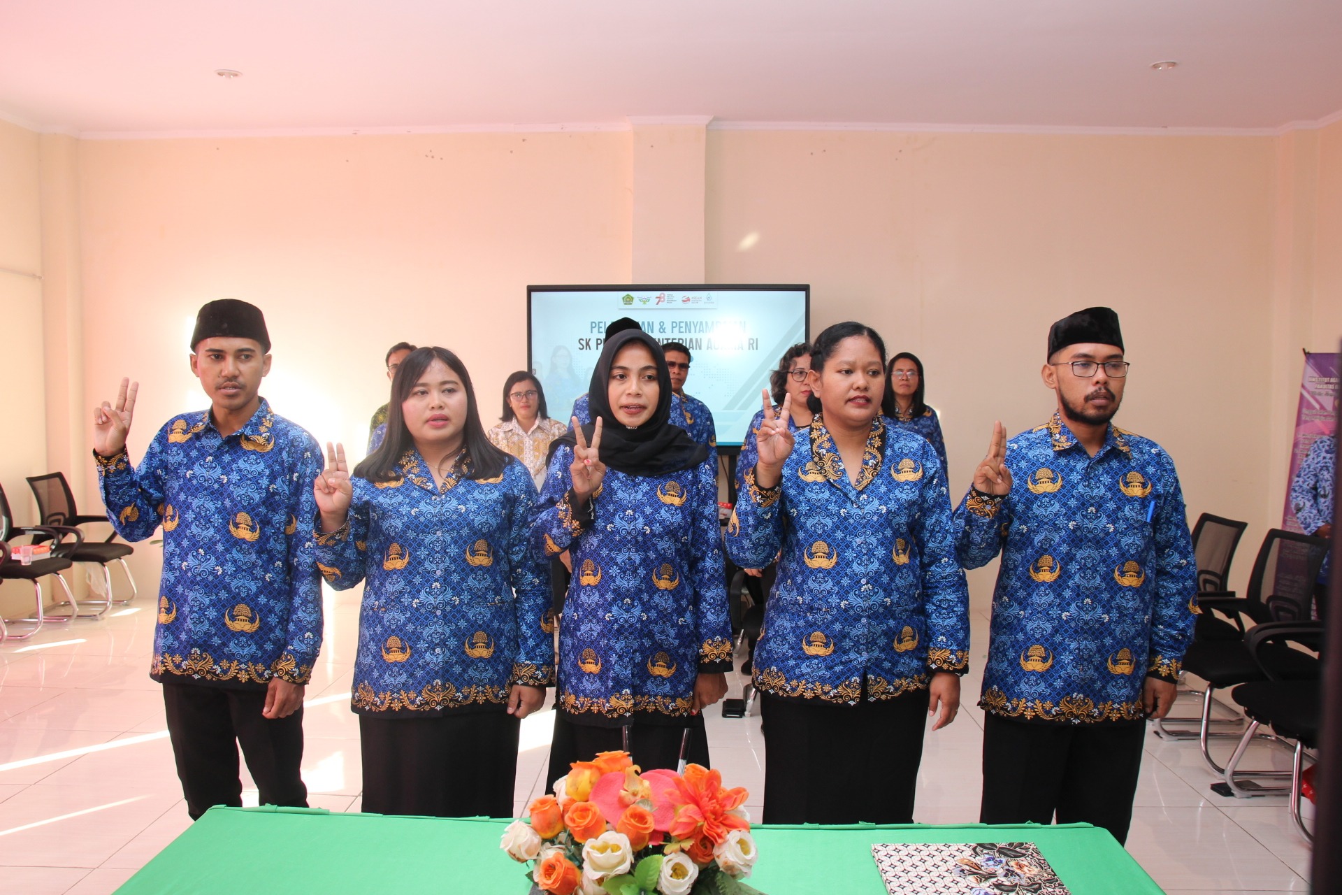 5 Orang PPPK IAKN Ambon di lantik oleh Menteri Agama RI