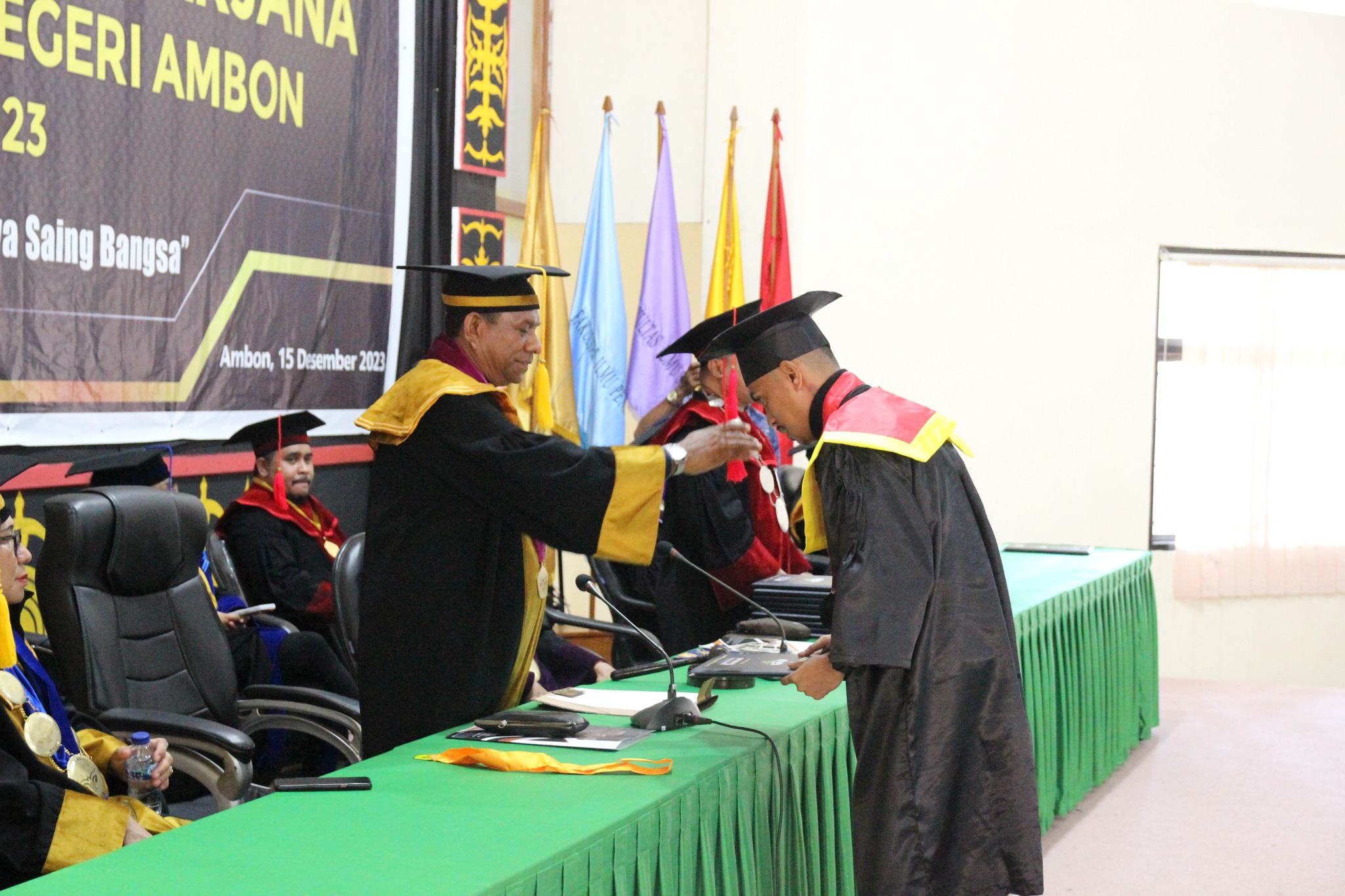 Sebanyak 101 Orang Sarjana dan Pascasarjana IAKN Ambon Diwisuda