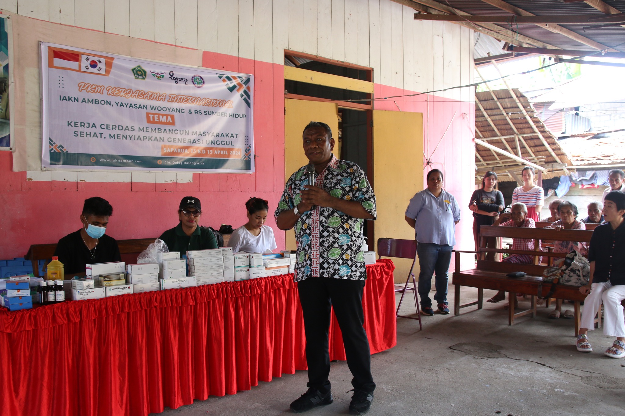 PKM Kerjasama Internasional bersama Yayasan Wooyang Korea Selatan Tim Babasa dan Tim Dokter RS Sumber Hidup
