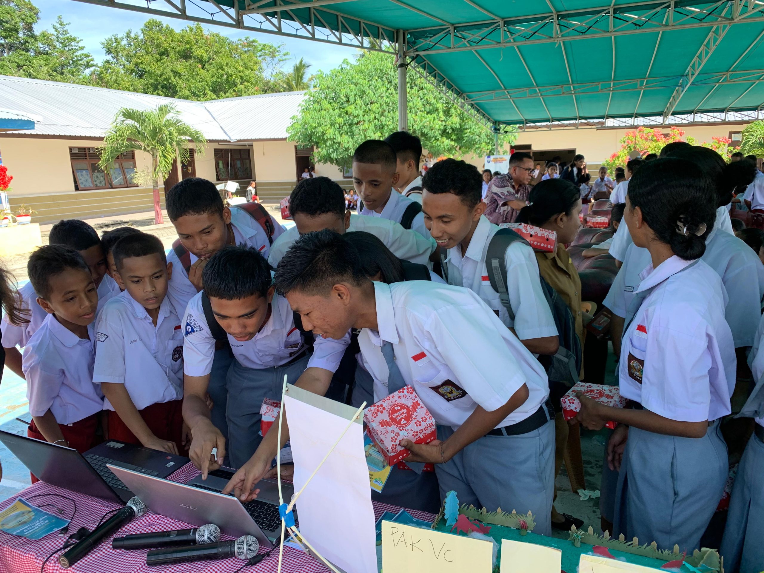 Media Show IAKN Ambon  Menginspirasi Para Guru di Wilayah Kairatu dalam Merancang Projek P5