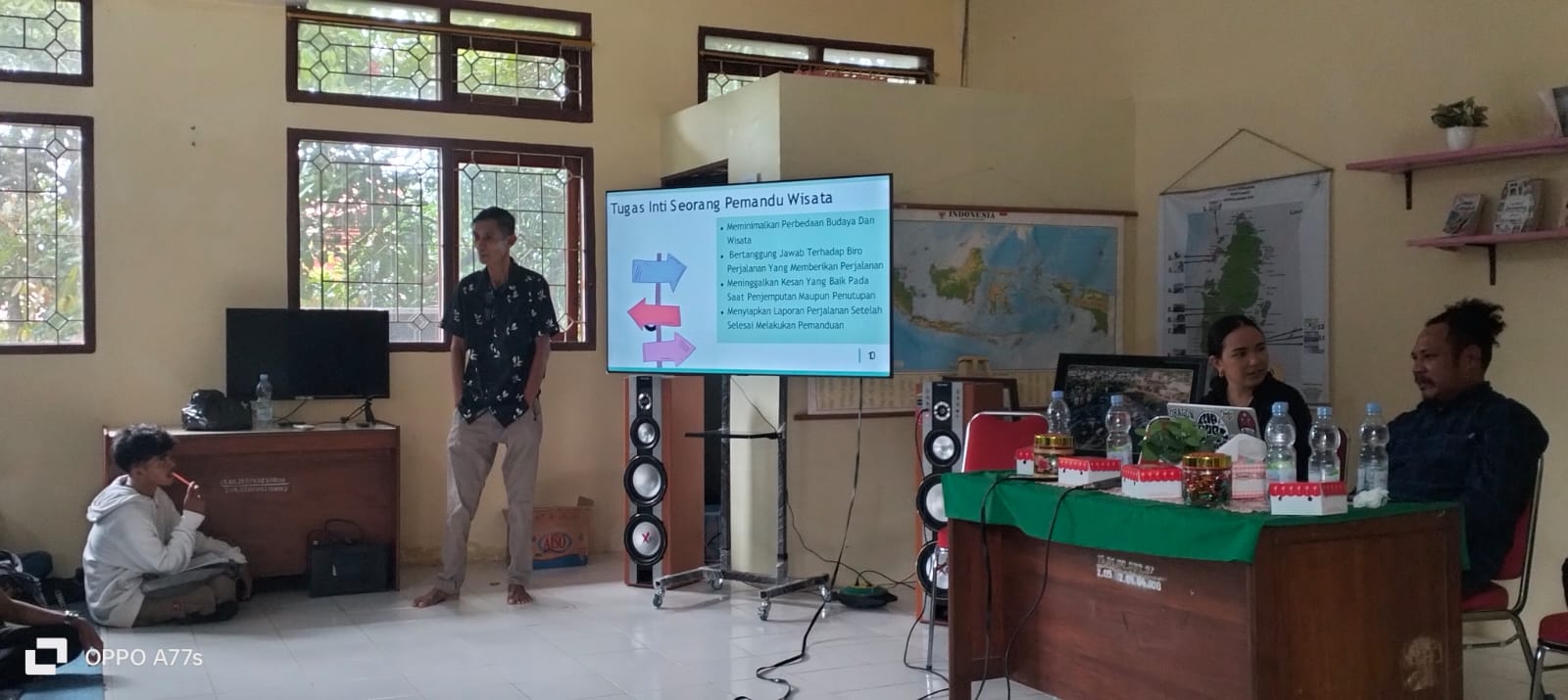 Dekan FISK IAKN Ambon Buka Kegiatan Pelatihan Pemandu Wisata