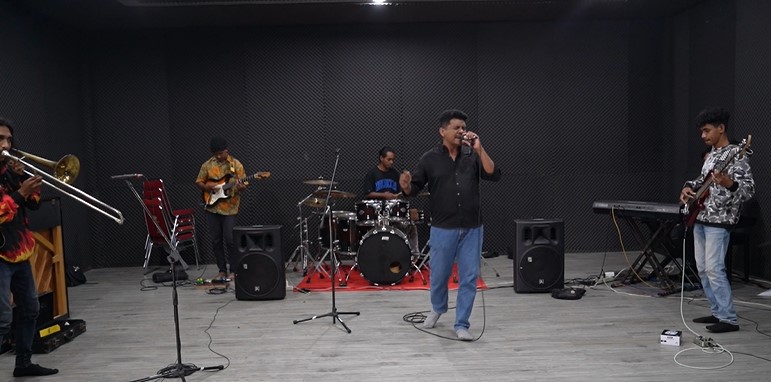 UKM Orkestra Pop IAKN Ambon Siapkan Diri Hadapi Festival Band Kejaksaan Tinggi Maluku