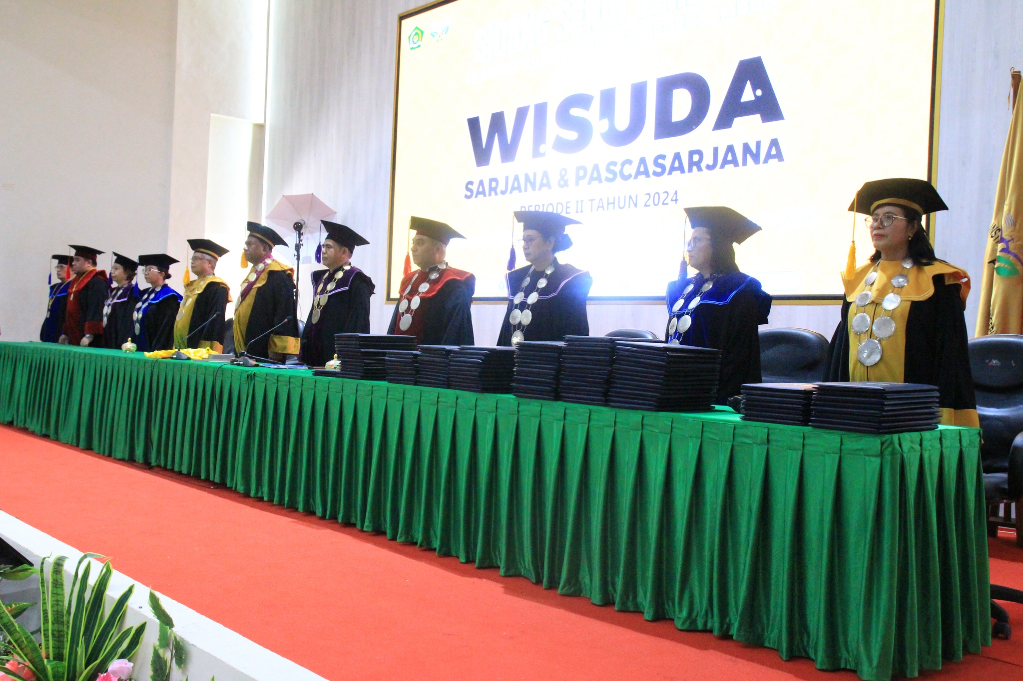 Sidang Senat Terbuka Wisuda Sarjana dan Pascasarjana IAKN Ambon Periode II Tahun 2024