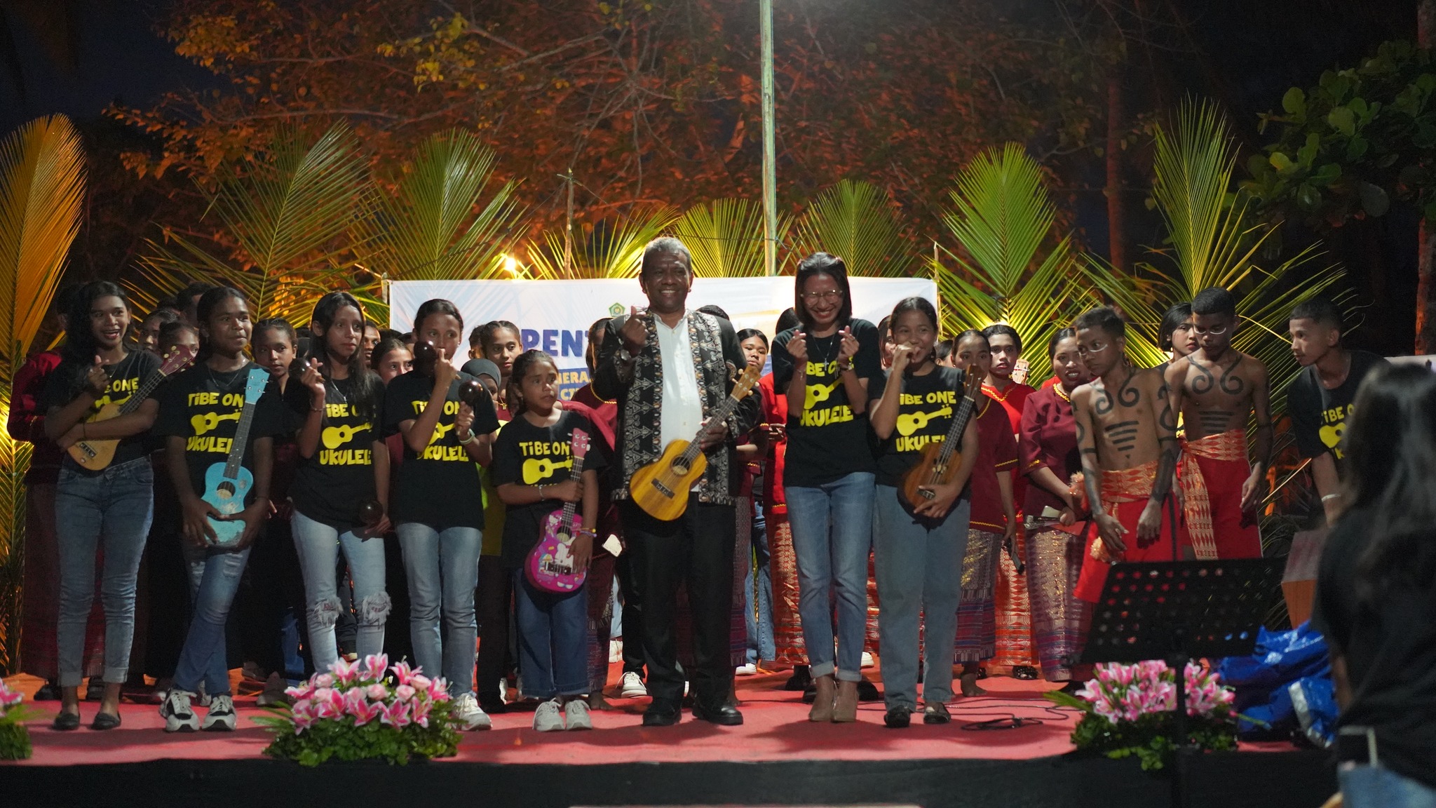 Pentas Seni dan Budaya Meriahkan Malam Puncak Kegiatan PKM Moderasi Beragama IAKN Ambon di Ohoidertawun
