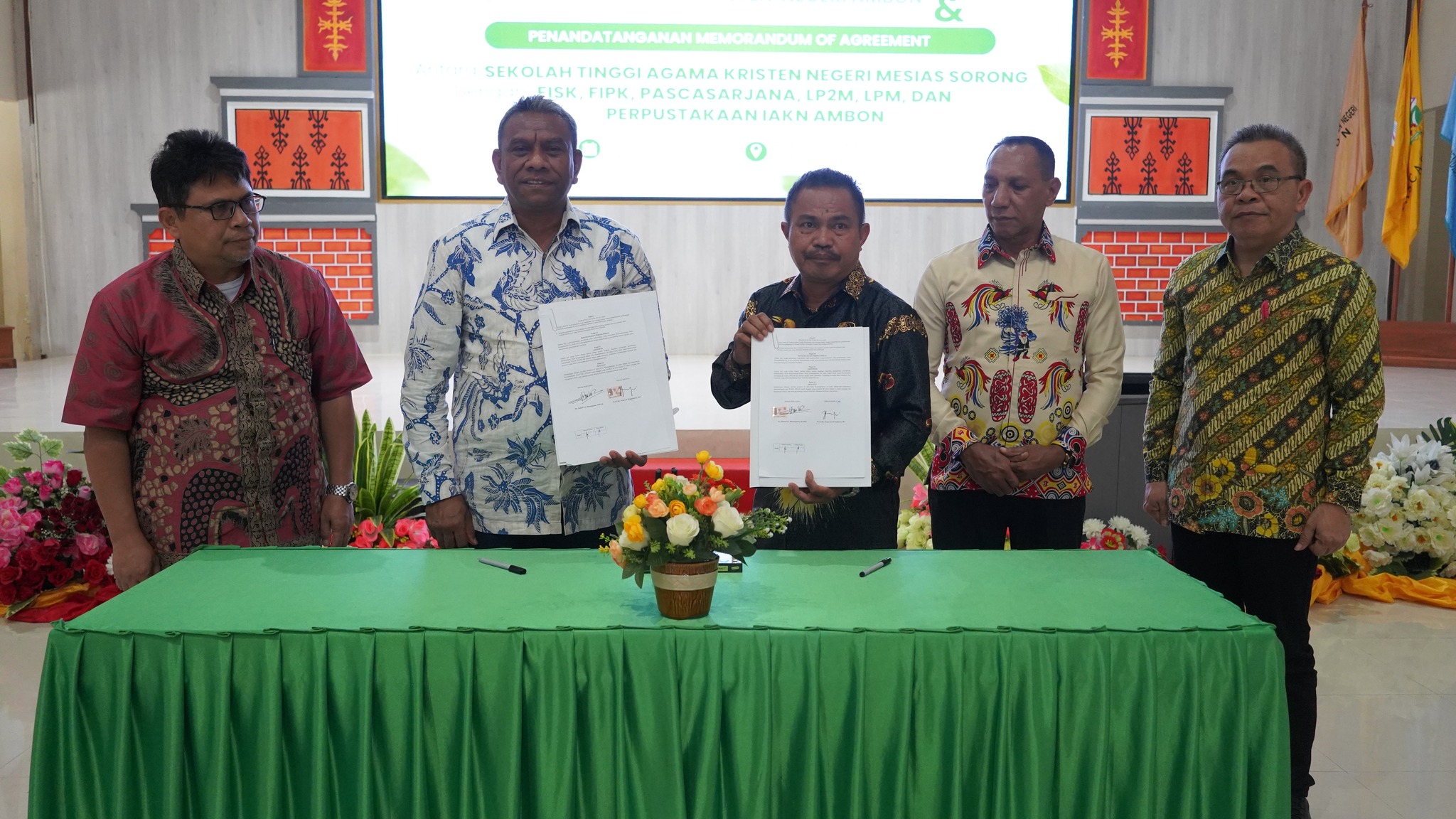 Perkuat Sinergi Akademik dan Tata Kelola PTKKN, STAKN Mesias Sorong Teken MoU dan MoA denfan IAKN Ambon